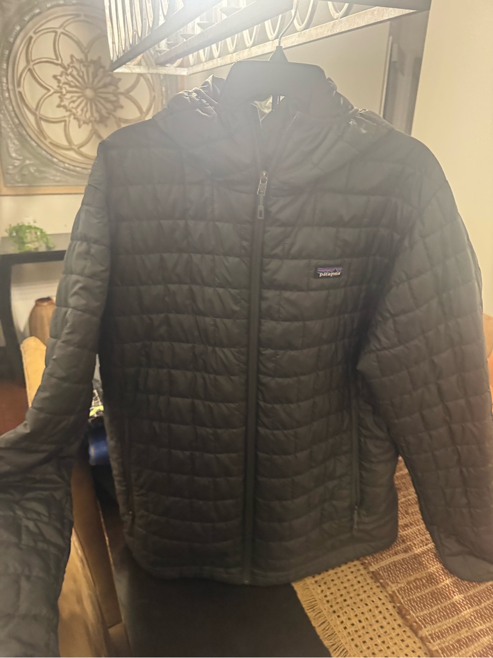 Patagonia Men’s charcoal Quilted Hooded Jacket